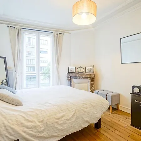 Bright And Modern Apartment Near The Eiffel Tower * パリ